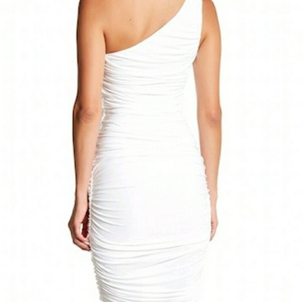 NWT Soprano 1 shoulder Silky rouched bodycon dress. Asymmetrical - Picture 6 of 7